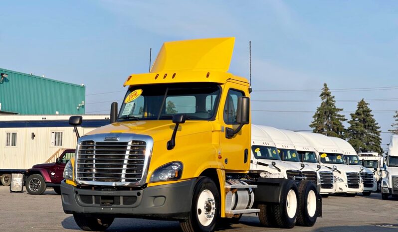 2016 Freightliner Daycab, AVAILABLE ( 2015 – 2018 ) full